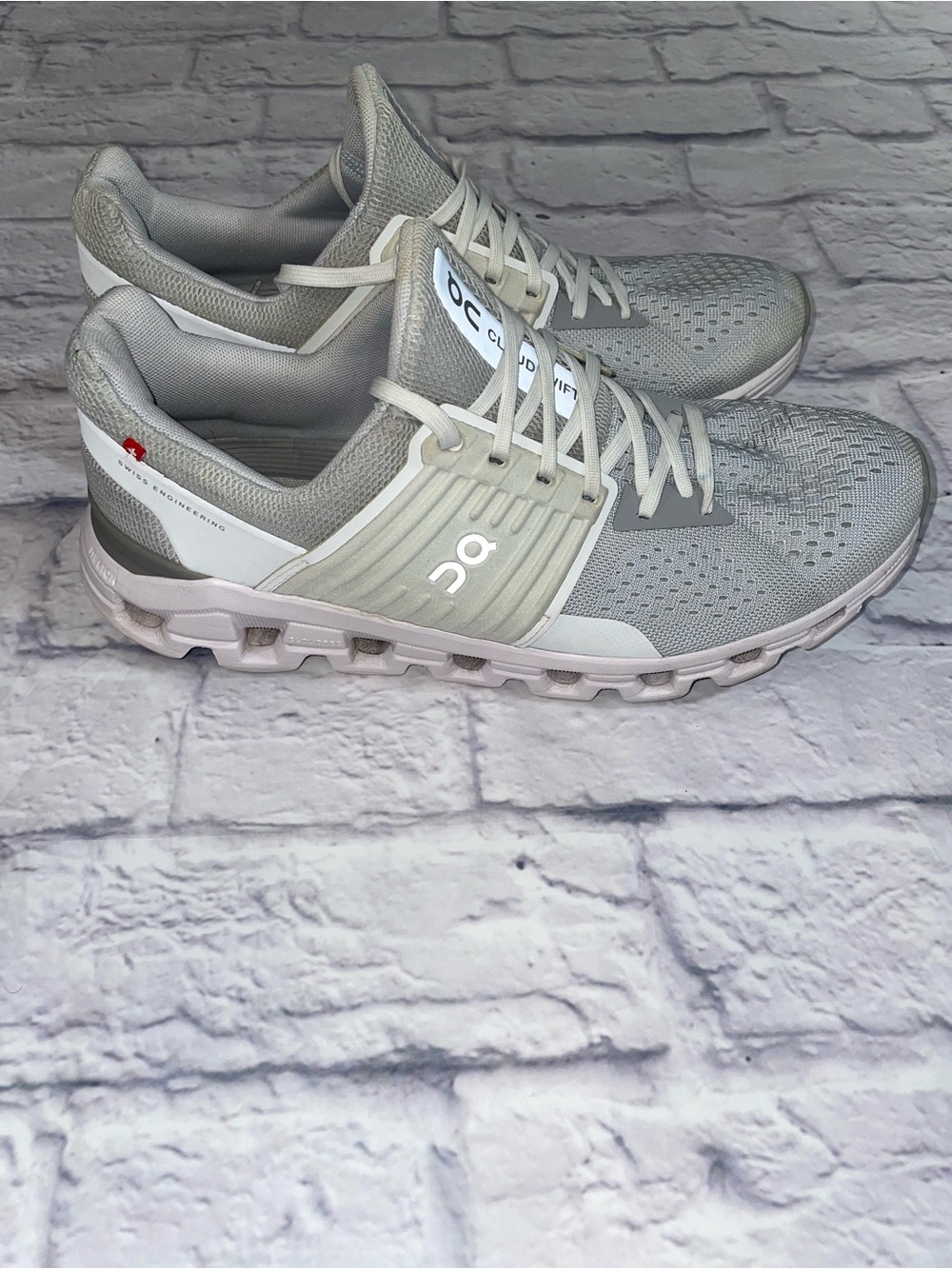 On Running Cloudswift 4 Running Shoes. Size 10.5